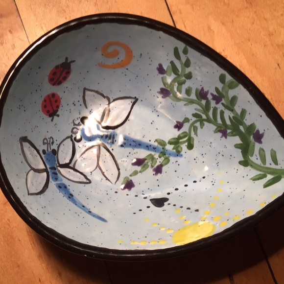 Handpainted dragonfly ceramic dish - Picture 5 of 10